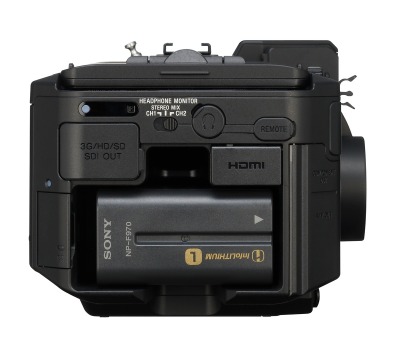 nexfs700_rear_120228_015_1200